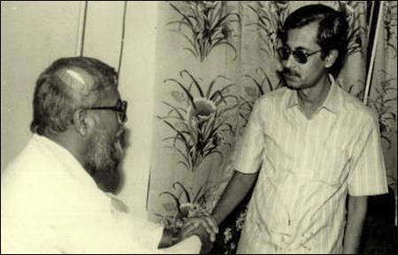 রাজনৈতিক দলগুলোর ধর্মকে ব্যবহার 6 মাওলানা মতিউর রহমান নিজামীর সাথে শেখ সেলিম